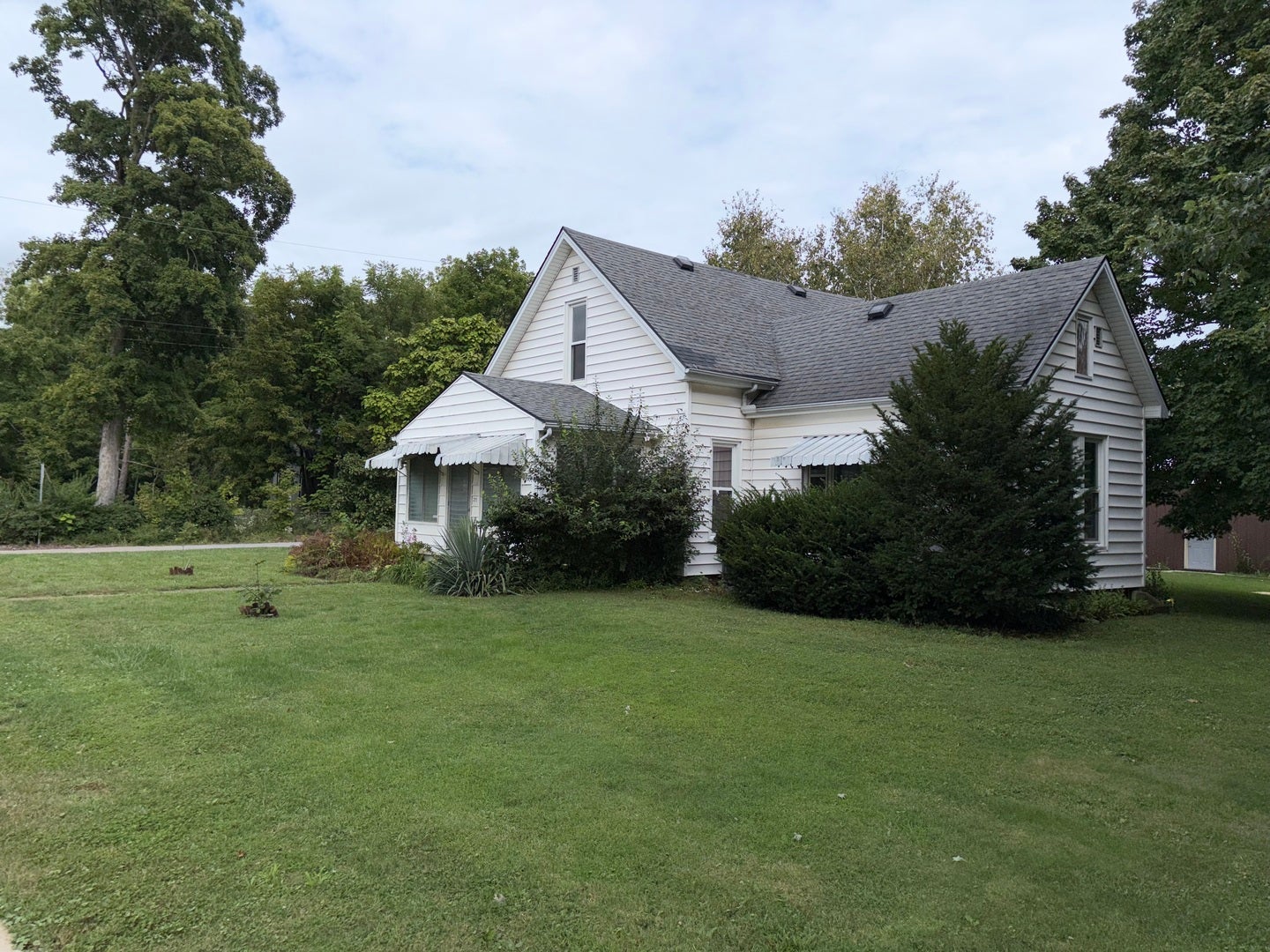 211 N Seminary Street