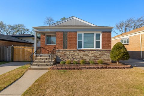Photo of 14314 MINERVA Avenue, Dolton, IL 60419 (MLS # 12660163)