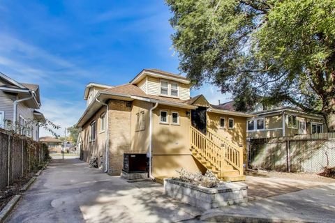 Tiny photo for 2007 S 9th Avenue, Maywood, IL 60153 (MLS # 12487906)