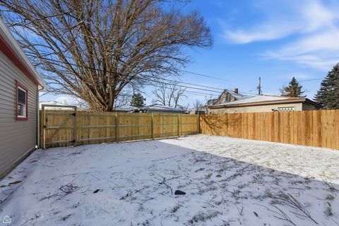 Tiny photo for 710 Greenbay Avenue, Calumet City, IL 60409 (MLS # 12604269)