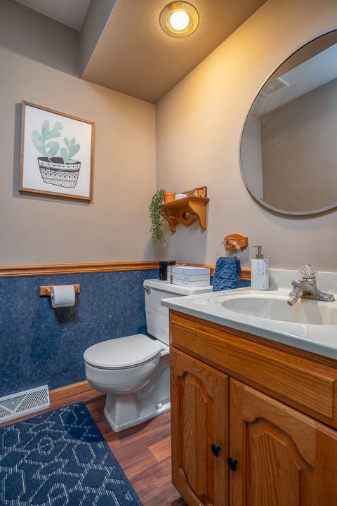 Tiny photo for 4318 18th Street, Bettendorf, IA 52722 (MLS # 12577771)