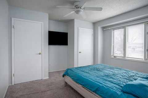 Tiny photo for 4318 18th Street, Bettendorf, IA 52722 (MLS # 12577771)