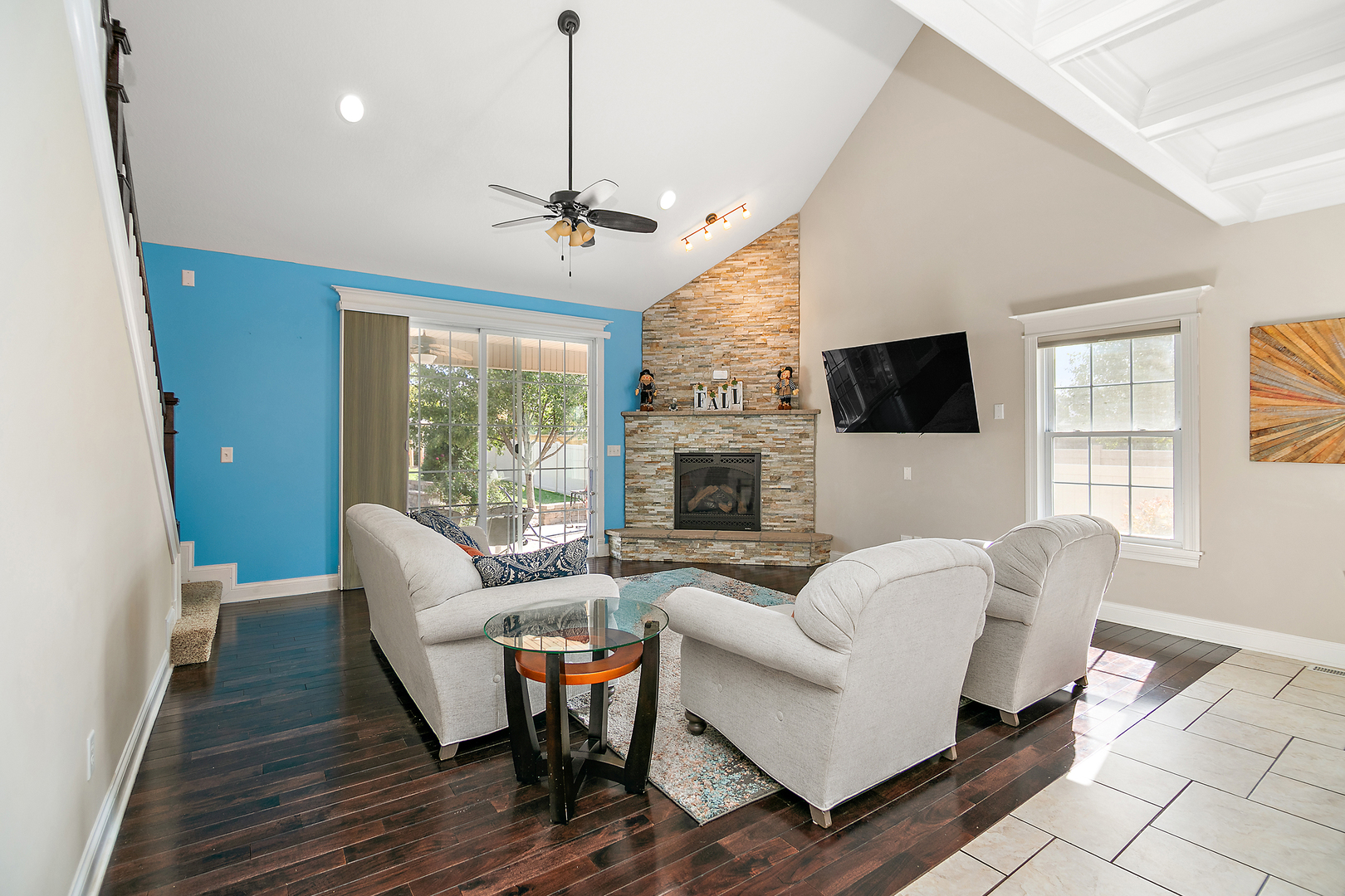 1230 Eagle Bluff Drive