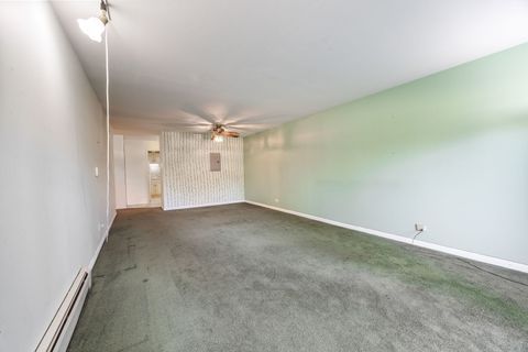 Tiny photo for 972 Thornton Lane #102, Buffalo Grove, IL 60089 (MLS # 12484813)