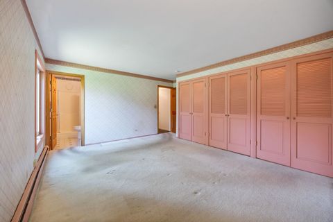 Tiny photo for 972 Thornton Lane #102, Buffalo Grove, IL 60089 (MLS # 12484813)