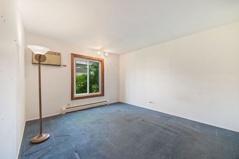 Tiny photo for 972 Thornton Lane #102, Buffalo Grove, IL 60089 (MLS # 12484813)