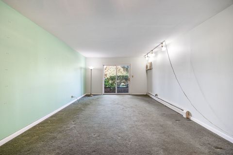 Tiny photo for 972 Thornton Lane #102, Buffalo Grove, IL 60089 (MLS # 12484813)