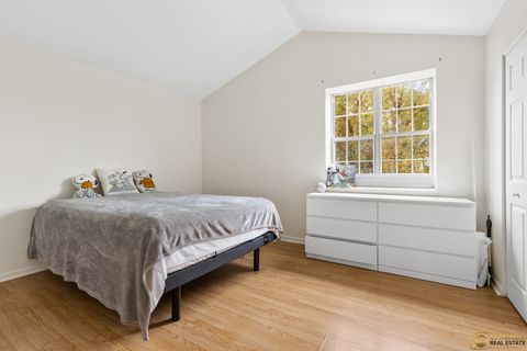 Tiny photo for 784 N Gary Avenue #212, Carol Stream, IL 60188 (MLS # 12491387)