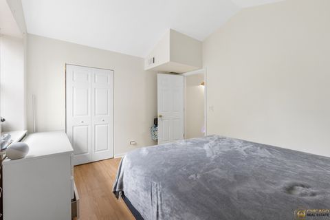 Tiny photo for 784 N Gary Avenue #212, Carol Stream, IL 60188 (MLS # 12491387)