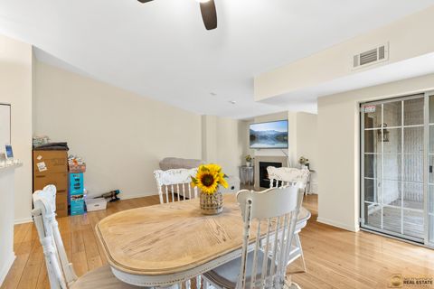 Tiny photo for 784 N Gary Avenue #212, Carol Stream, IL 60188 (MLS # 12491387)