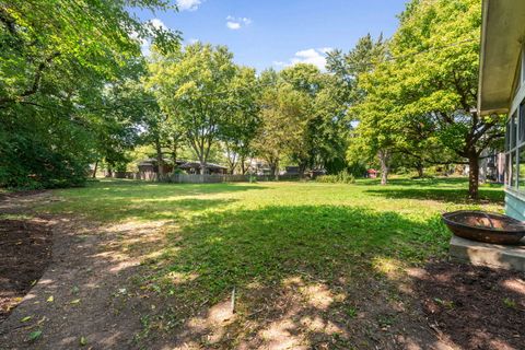 Tiny photo for 133 Mayflower Drive, Batavia, IL 60510 (MLS # 12434530)