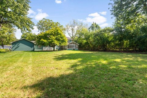 Tiny photo for 133 Mayflower Drive, Batavia, IL 60510 (MLS # 12434530)