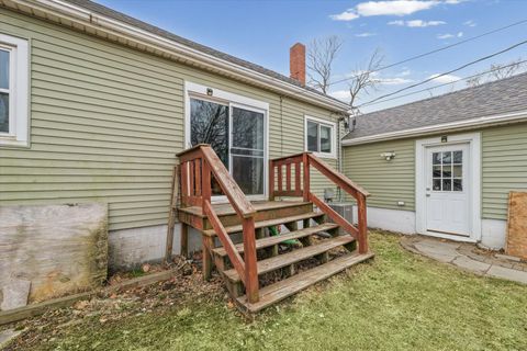 Tiny photo for 423 E Payson Street, Pontiac, IL 61764 (MLS # 12574896)