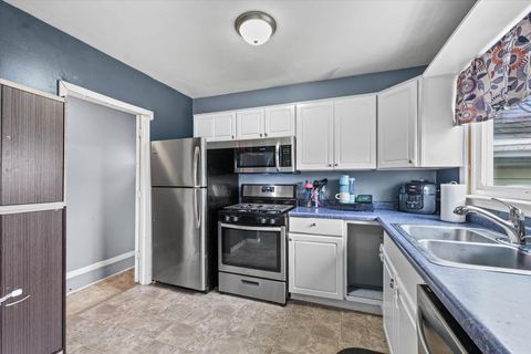 Tiny photo for 423 E Payson Street, Pontiac, IL 61764 (MLS # 12574896)