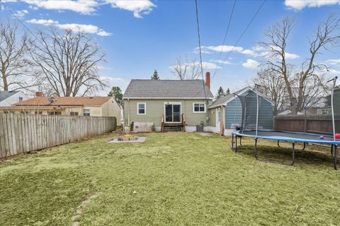 Tiny photo for 423 E Payson Street, Pontiac, IL 61764 (MLS # 12574896)