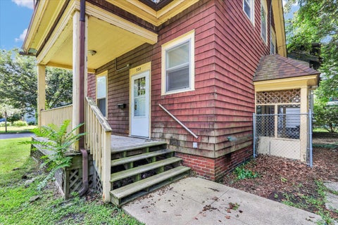 Tiny photo for 700 W Oregon Street, Urbana, IL 61801 (MLS # 12714052)