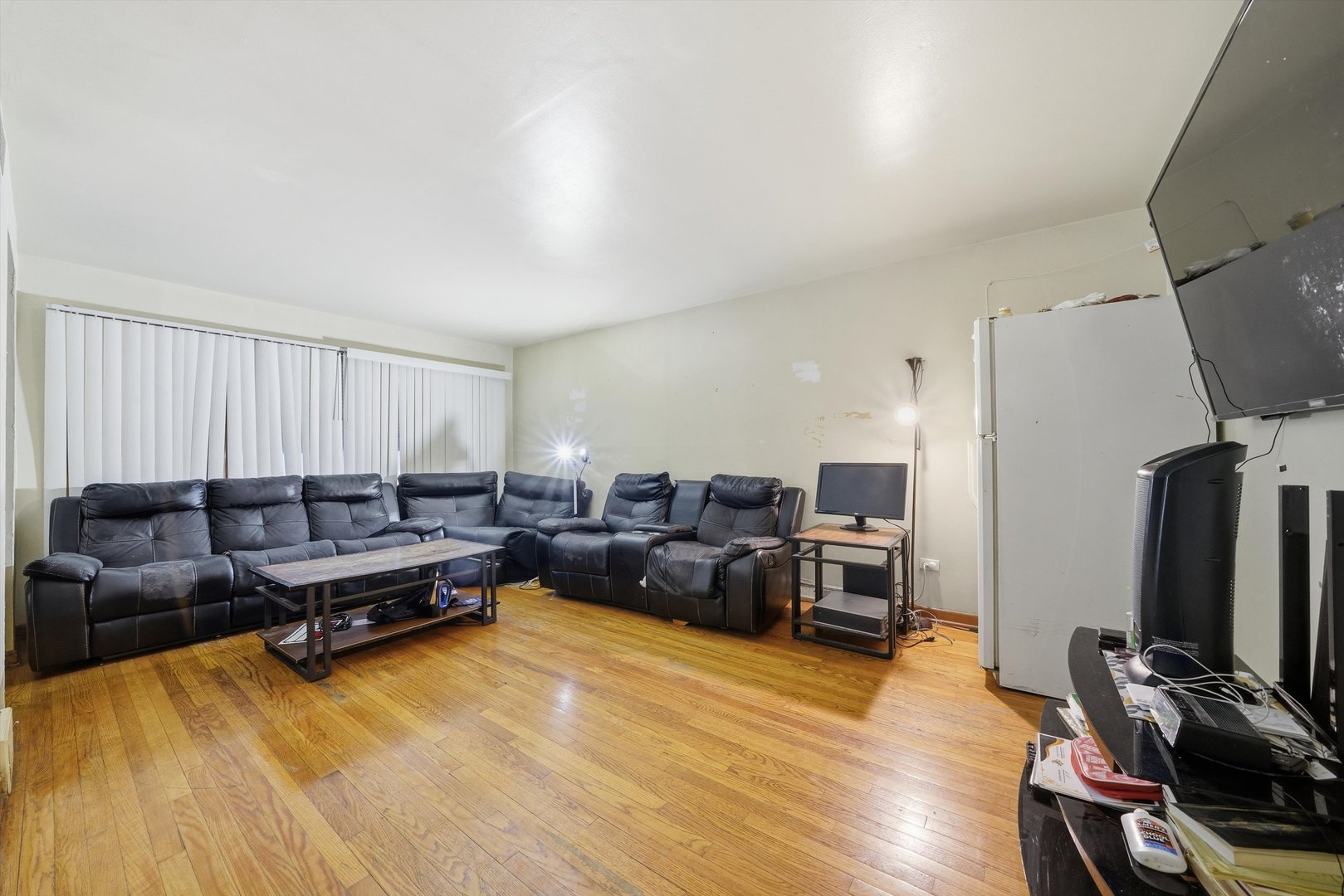 13921 S Stewart Avenue