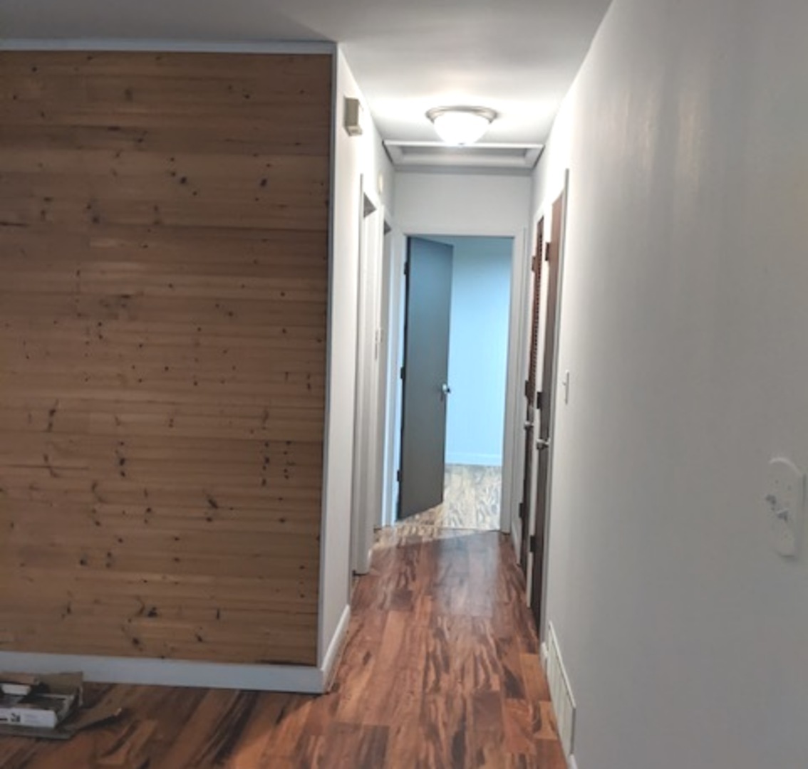 423 Grand Boulevard E 423