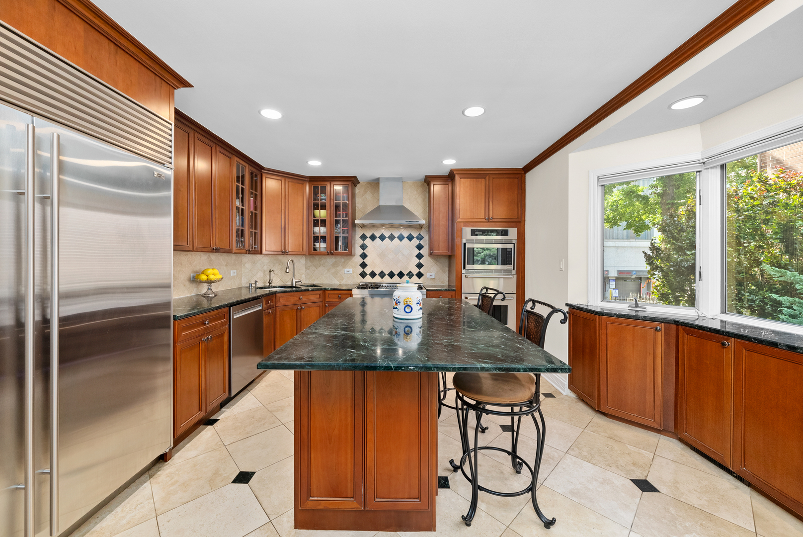 55 W Goethe Street 1222