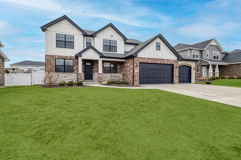 Photo of 15903 Crimson Drive, Lockport, IL 60441 (MLS # 12584965)