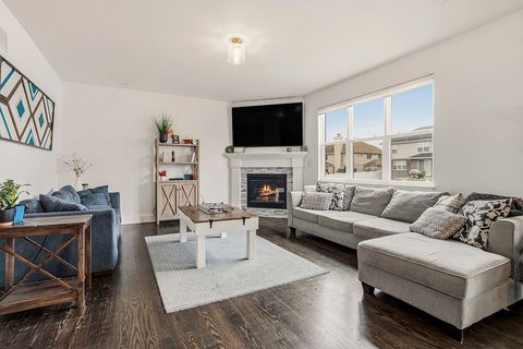 Tiny photo for 15903 Crimson Drive, Lockport, IL 60441 (MLS # 12584965)