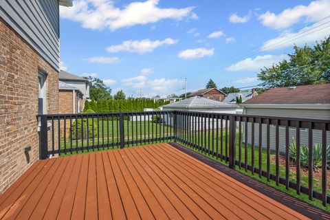 Tiny photo for 4423 Kolze Avenue, Schiller Park, IL 60176 (MLS # 12462371)