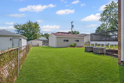 Tiny photo for 4423 Kolze Avenue, Schiller Park, IL 60176 (MLS # 12462371)