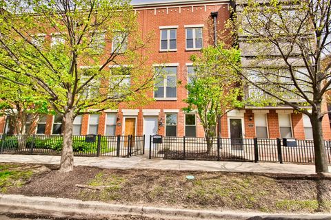 350 E Eastgate Place Chicago IL 60616