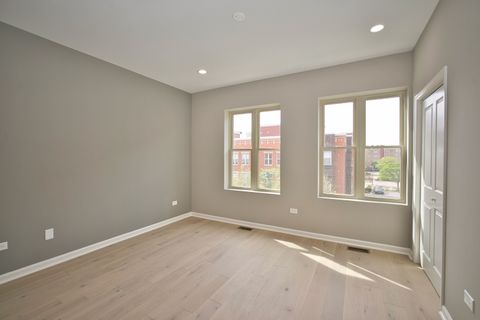 Tiny photo for 350 E Eastgate Place, Chicago, IL 60616 (MLS # 12619160)