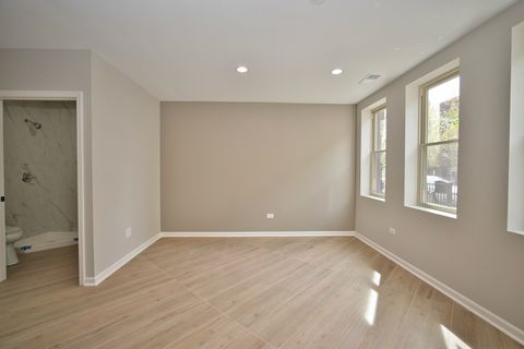 Tiny photo for 350 E Eastgate Place, Chicago, IL 60616 (MLS # 12619160)