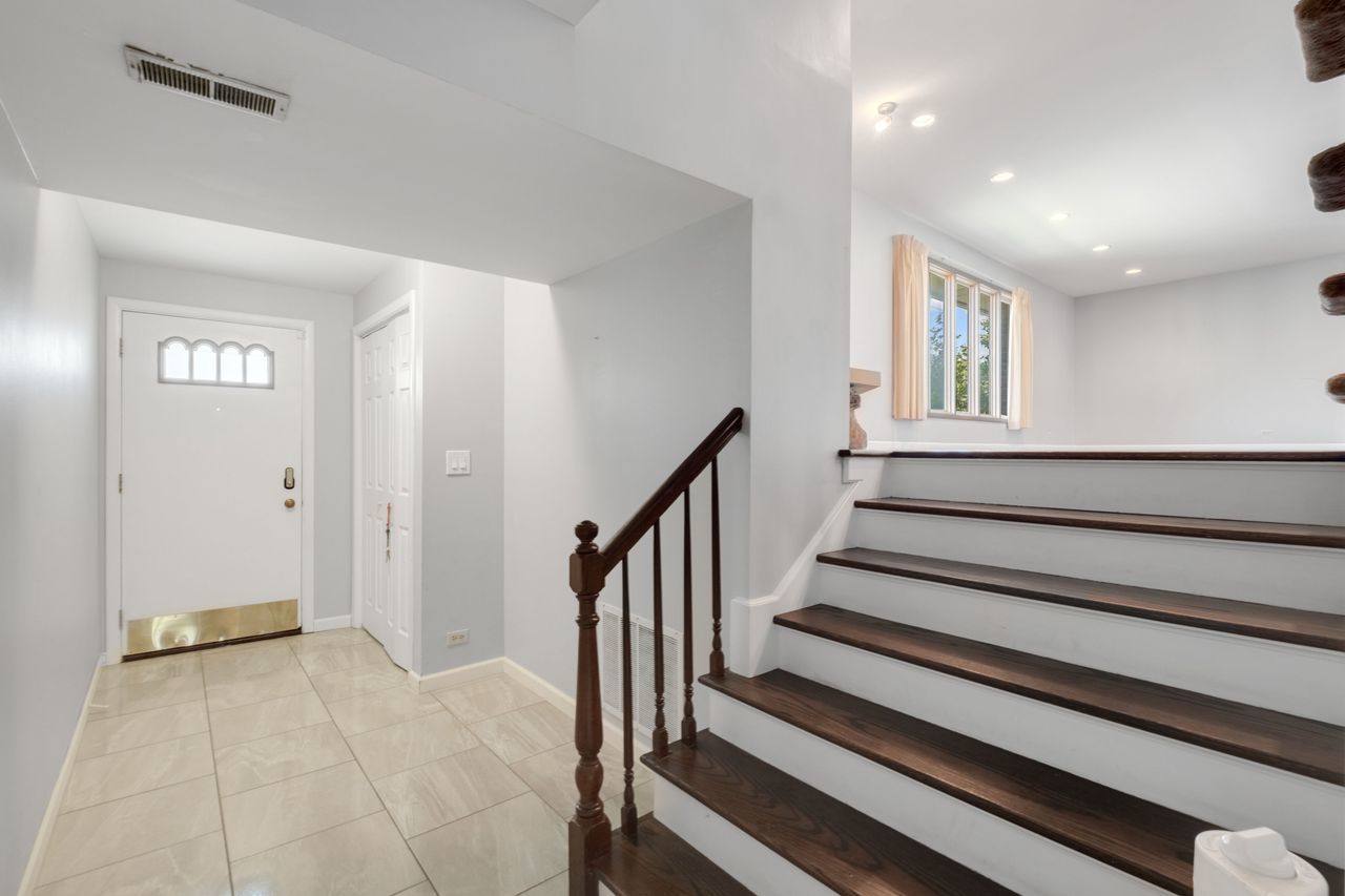 9143 Dr Korczak Terrace