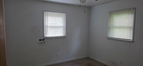 Tiny photo for 119 W Montgomery Street, Oakland, IL 61943 (MLS # 12691709)
