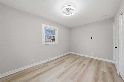 Tiny photo for 14825 S Sacramento Avenue, Posen, IL 60469 (MLS # 12609133)