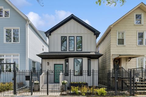 1733 N Drake Avenue Chicago IL 60647
