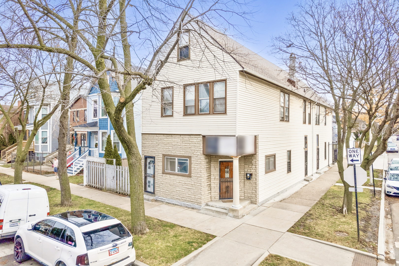 3401 N Troy Street