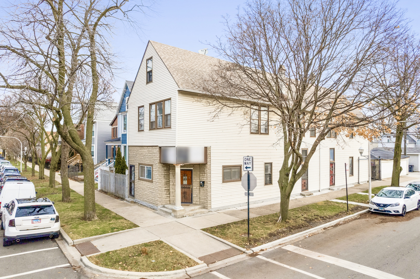 3401 N Troy Street