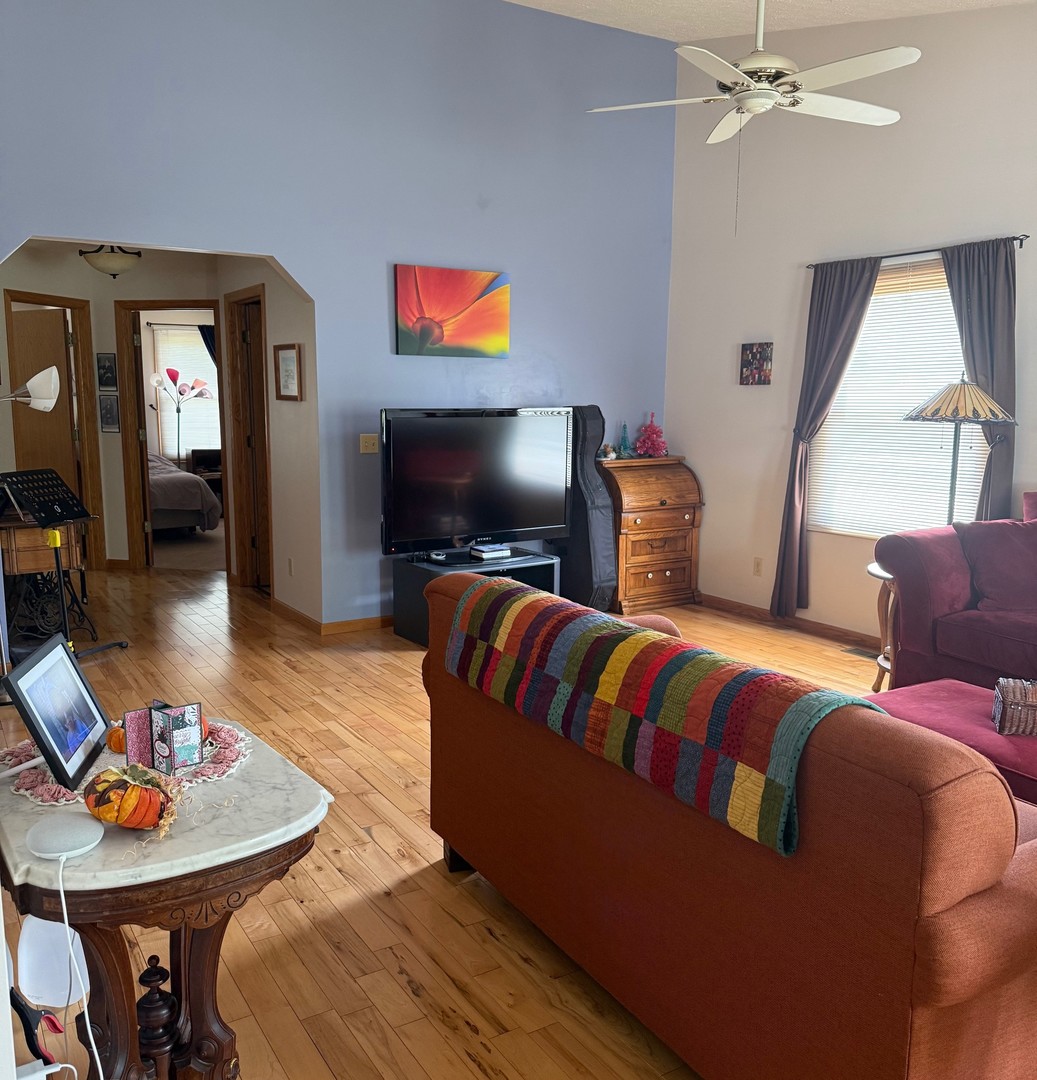 1133 Golf Court