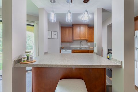 Tiny photo for 1840 W Highland Avenue #E-104, Elgin, IL 60123 (MLS # 12468354)