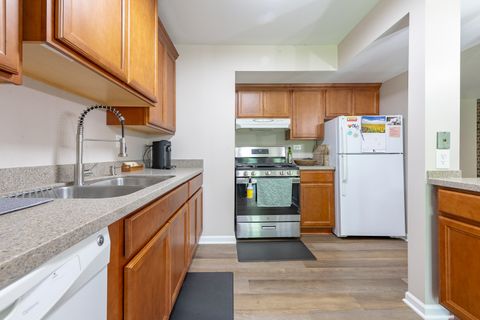 Tiny photo for 1840 W Highland Avenue #E-104, Elgin, IL 60123 (MLS # 12468354)