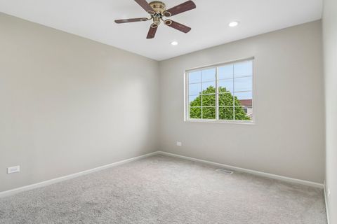 Tiny photo for 479 Foxborough Trail, Bolingbrook, IL 60440 (MLS # 12636093)
