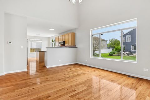 Tiny photo for 479 Foxborough Trail, Bolingbrook, IL 60440 (MLS # 12636093)