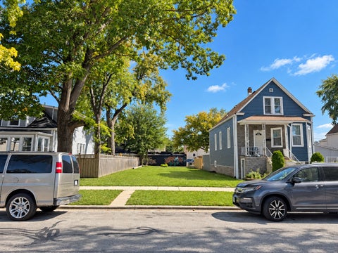 Tiny photo for 1307 Harvey Avenue, Berwyn, IL 60402 (MLS # 12771484)