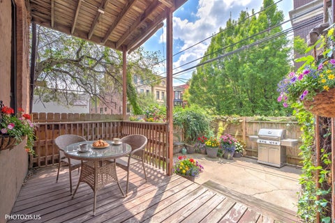 Tiny photo for 2150 N Clifton Avenue #1, Chicago, IL 60614 (MLS # 12788477)