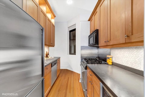 Tiny photo for 2150 N Clifton Avenue #1, Chicago, IL 60614 (MLS # 12788477)