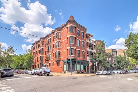 Photo of 2150 N Clifton Avenue #1, Chicago, IL 60614 (MLS # 12788477)