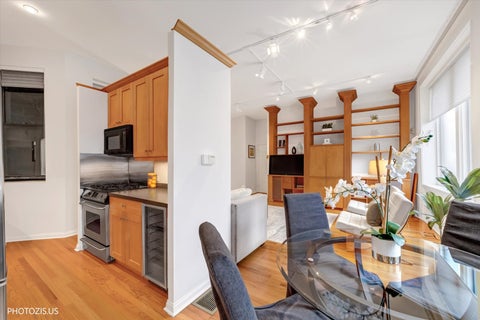 Tiny photo for 2150 N Clifton Avenue #1, Chicago, IL 60614 (MLS # 12788477)