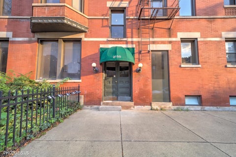 Tiny photo for 2150 N Clifton Avenue #1, Chicago, IL 60614 (MLS # 12788477)