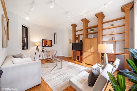 Tiny photo for 2150 N Clifton Avenue #1, Chicago, IL 60614 (MLS # 12788477)