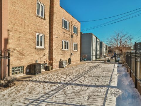 Tiny photo for 5419 N Washtenaw Avenue #2S, Chicago, IL 60625 (MLS # 12553367)