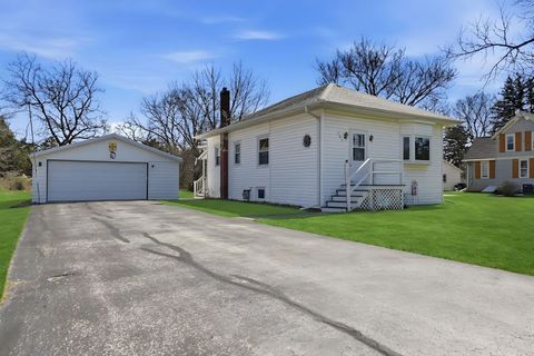 Photo of 203 Main Street, Lindenwood, IL 61049 (MLS # 12613249)